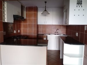 3 Bedroom Flat in Amanzimtoti