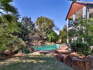 6 Bed House in Lambton