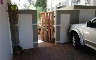 3 Bedroom Townhouse in Krugersdorp North