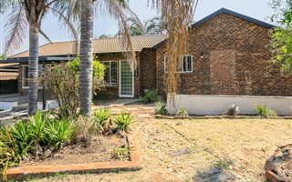 3 Bedroom House in Suiderberg