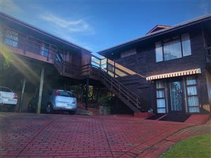 5 Bed House in Old Place