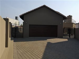4 Bed House in Eldo Meadows