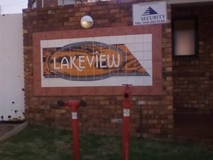 3 Bed Townhouse in Mondeor