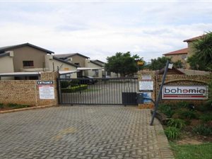 3 Bed House in Amorosa