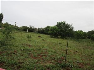 8696 m² Land available in Raslouw