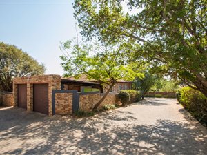 3 Bed Townhouse in Honeydew Ridge
