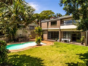 4 Bedroom House in Manor Gardens