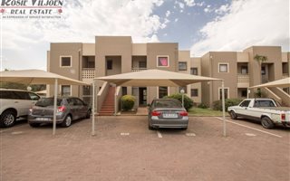 2 Bedroom Townhouse in Newmarket Park