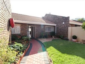 3 Bed Townhouse in Birchleigh North