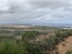827 m² Land available in Island View