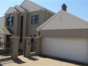 3 Bed House in Greenstone Hill