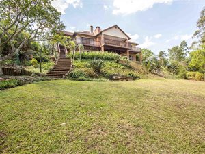 5 Bed House in Clifton Hill Estate