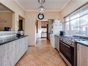 3 Bed House in Clayville East