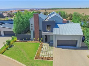 3 Bed House in The Meadows