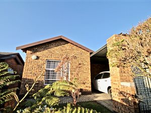 2 Bed Townhouse in Honey Park