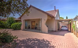 3 Bedroom House in Sunnyridge