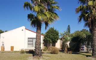 2 Bedroom House in Tableview