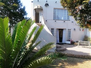 4 Bed House in Lincoln Meade