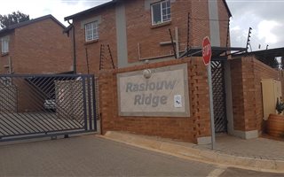 3 Bedroom Townhouse in Raslouw