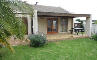 3 Bedroom House in Van Der Stel