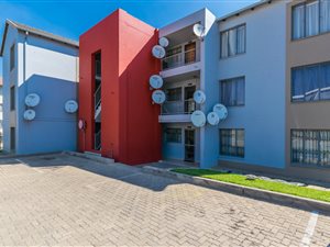 2 Bed Apartment in Fleurhof