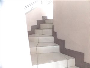 5 Bed House in Newfields