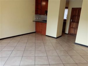 2 Bed Apartment in Roodepoort Central