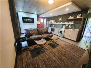 2 Bed Apartment in Menlo Park