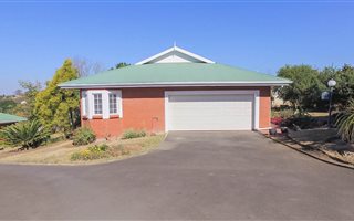 3 Bedroom Simplex in Lincoln Meade