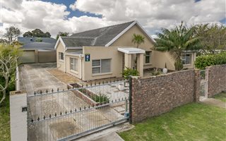 4 Bedroom House in Kabega Park