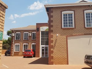 151 m² Commercial space in Irene