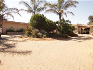 5 Bedroom House in Horison Park
