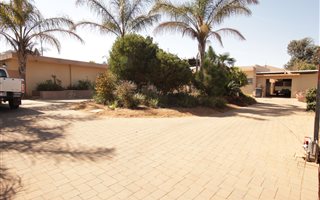 5 Bedroom House in Horison Park