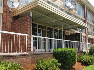 2 Bedroom Flat in Denlee