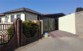 3 Bedroom House in Proclamation Hill