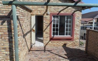 2 Bedroom Townhouse in The Reeds