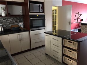 3 Bed Simplex in Amanzimtoti