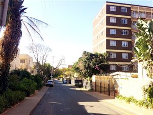2 Bed Flat in Sunnyside