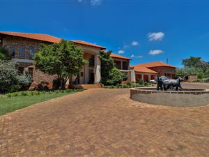 4 Bed House in Olympus AH