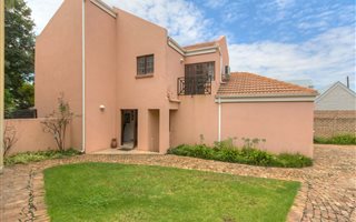 3 Bedroom Duplex in Fairmount