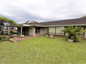 3 Bed Townhouse in Uvongo