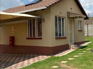 2 Bed Cluster in Corlett Gardens