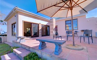 2 Bedroom House in King George Park