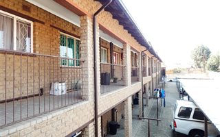2 Bedroom Apartment in Krugersdorp North