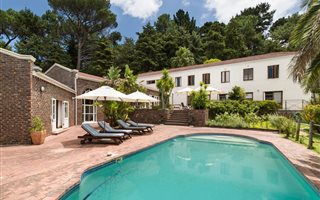 6 Bedroom House in Constantia