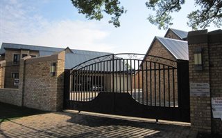 2 Bedroom Apartment in Baillie Park