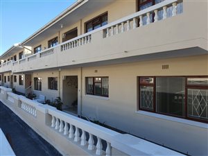 2 Bed Apartment in Fish Hoek