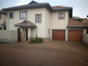 3 Bedroom House in Carlswald North Estate