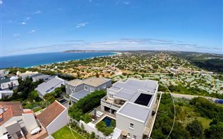 4 Bedroom House in Signal Hill