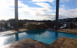 2 Bedroom Apartment in Fairview